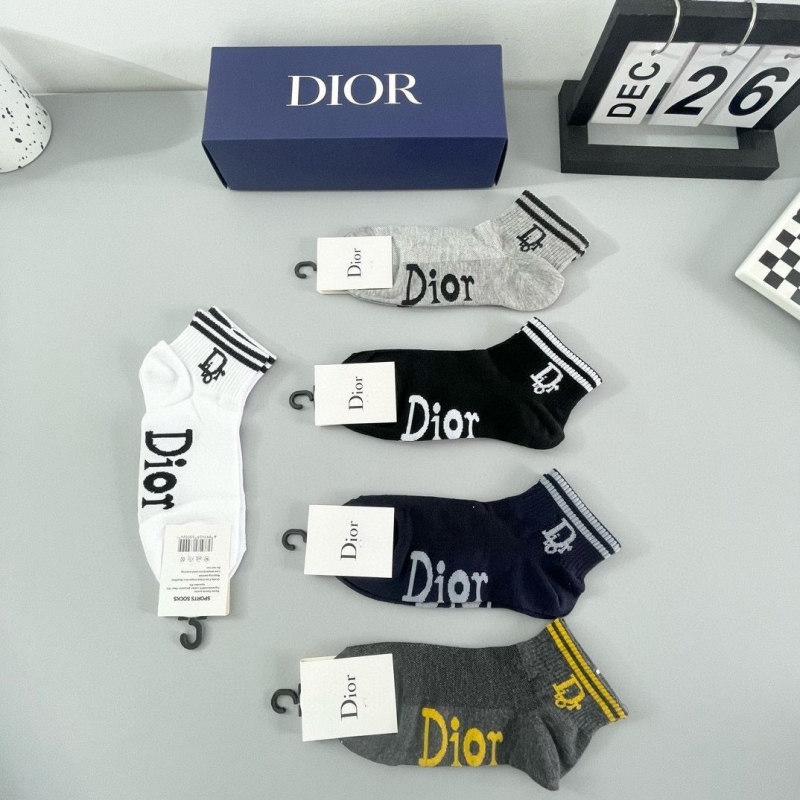 DIOR